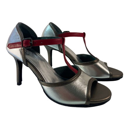 Tandia Classic Silver with Dark Silver Stripe